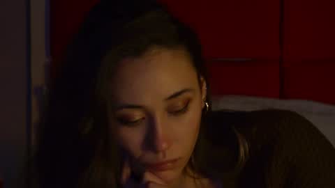 Snapshot of alice_munro chatting on 12, 1, 2025 AliceMunro online show from 12, 1, 2025