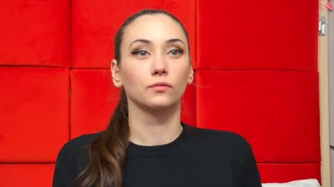 Snapshot of alice_munro chatting on 15, 1, 2025 AliceMunro online show from 15, 1, 2025