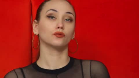 Snapshot of alice_munro chatting on 15, 1, 2025 AliceMunro online show from 15, 1, 2025