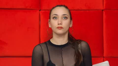 Snapshot of alice_munro chatting on 15, 1, 2025 AliceMunro online show from 15, 1, 2025