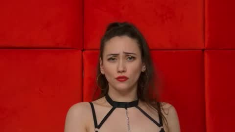 Snapshot of alice_munro chatting on 6, 3, 2025 AliceMunro online show from 6, 3, 2025