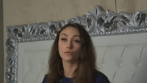 Snapshot of alice_munro chatting on 7, 10, 2025 AliceMunro online show from 7, 10, 2025