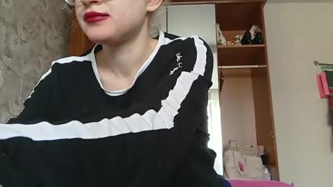 Snapshot of alice_peach chatting on 27, 2, 2025 bigclit daddy squirt bigdildo fit online show from 27, 2, 2025