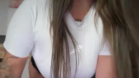 Snapshot of alice_perverse chatting on 21, 4, 2026 alice_perverse online show from 21, 4, 2026