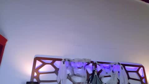 alice_rous21 online show from 30, 10, 2025