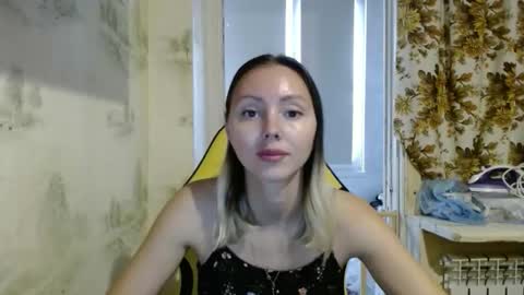 Snapshot of alice_smiles chatting on 11, 10, 2025 Alice smiles online show from 11, 10, 2025