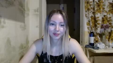 Snapshot of alice_smiles chatting on 21, 3, 2026 Alice smiles online show from 21, 3, 2026