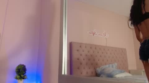 Sofia online show from 14, 11, 2025