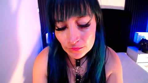 Alice online show from 6, 2, 2026