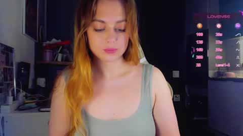 Snapshot of alice_wander chatting on 7, 5, 2026 Alice online show from 7, 5, 2026
