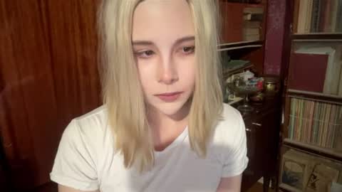 Snapshot of alice_wx chatting on 9, 8, 2026 alice_wx online show from 9, 8, 2026