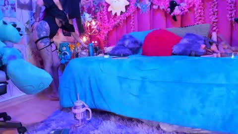 Snapshot of alicebenett_ chatting on 8, 6, 2026 online show from 8, 6, 2026