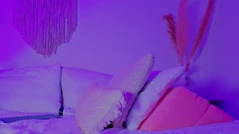 Alice Benette  online show from 8, 2, 2026