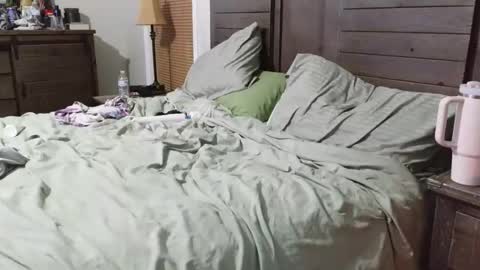 alicedomme90 online show from 8, 4, 2026