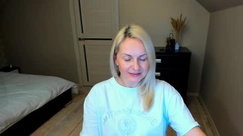 Alicee online show from 6, 11, 2025
