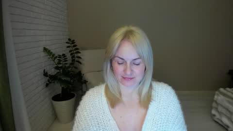 Alicee online show from 4, 3, 2026