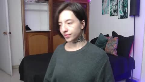 alicee_logan_ online show from 28, 11, 2025