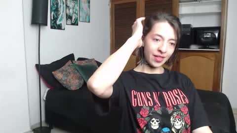 alicee_logan_ online show from 12, 1, 2026