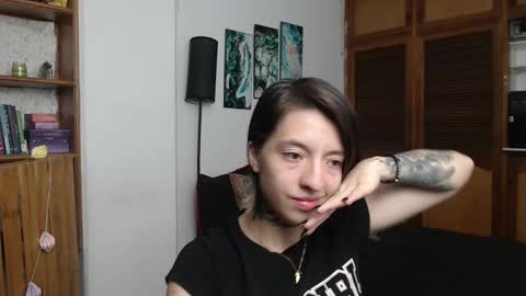 alicee_logan_ online show from 8, 2, 2026