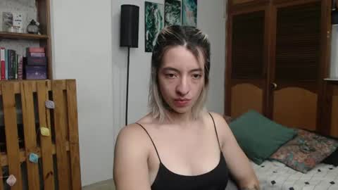 alicee_logan_ online show from 28, 6, 2026