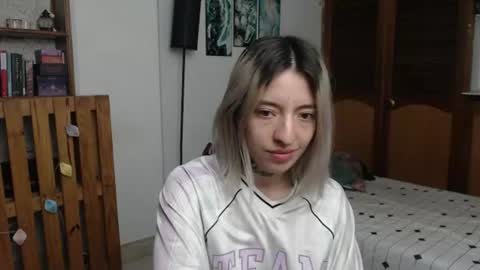 alicee_logan_ online show from 27, 7, 2026