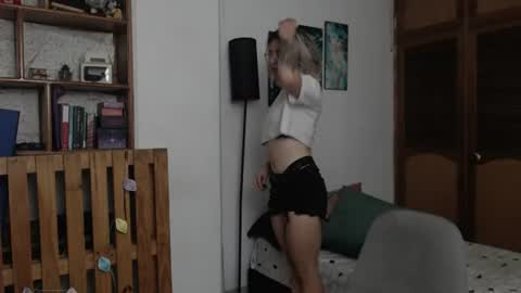 alicee_logan_ online show from 6, 8, 2026