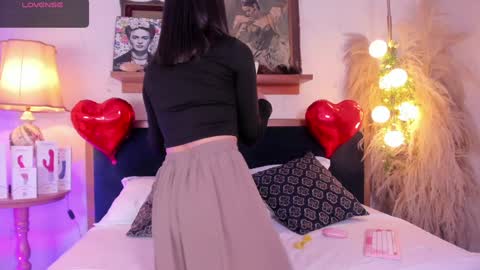 Snapshot of alicee_milf_ chatting on 4, 2, 2025 Aleja online show from 4, 2, 2025