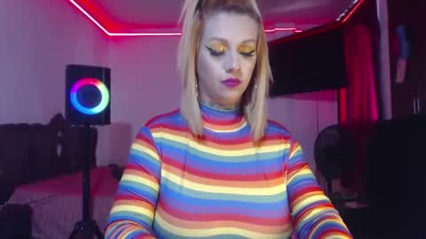 aliceesmiths online show from 7, 2, 2025