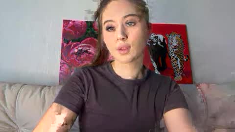 aliceinlustland online show from 14, 5, 2026