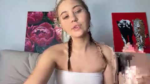 aliceinlustland online show from 15, 5, 2026