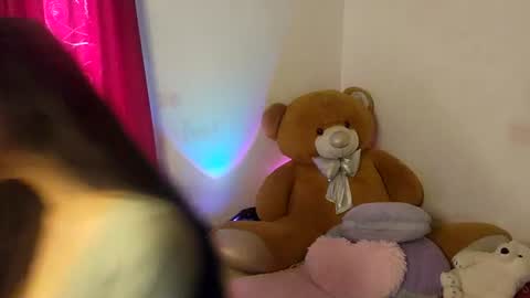 Alicekingdom online show from 30, 6, 2026