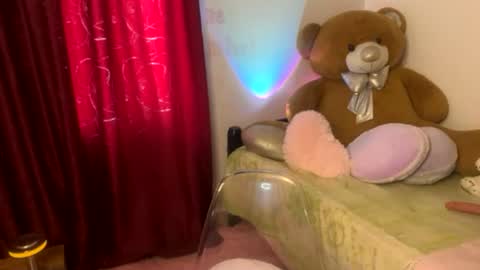 Alicekingdom online show from 30, 7, 2026
