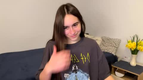 alicekollt online show from 28, 4, 2026