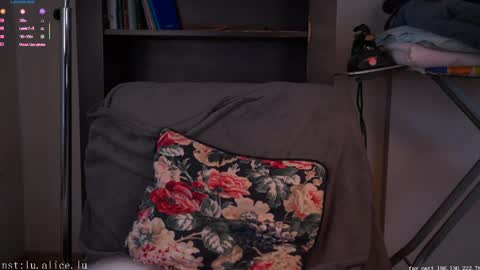 Elle online show from 12, 4, 2026