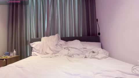 AlicePinkhead online show from 12, 2, 2026