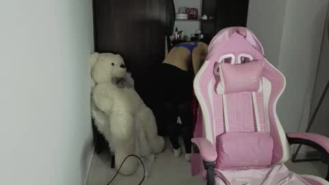 Snapshot of alicesimpson1 chatting on 18, 3, 2026 alice online show from 18, 3, 2026