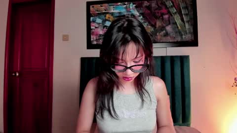 Snapshot of alicethompsson chatting on 28, 4, 2026 Alice Thompsom online show from 28, 4, 2026