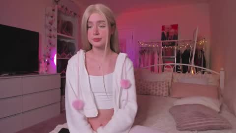 from wonderland online show from 15, 9, 2025