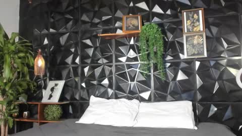 Alicia online show from 3, 3, 2026