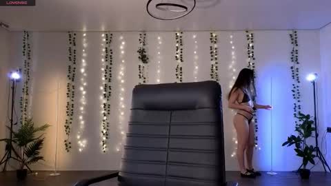 Snapshot of alicia_x_art chatting on 19, 9, 2025 Alicia Lici  online show from 19, 9, 2025