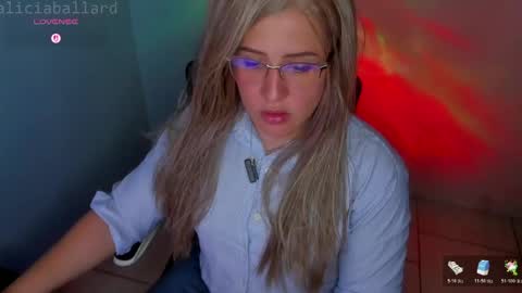 Jennyfer online show from 22, 4, 2026