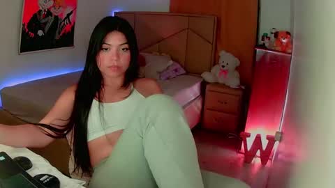 Snapshot of aliciabiden chatting on 7, 1, 2025 aliciabiden online show from 7, 1, 2025