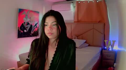 Snapshot of aliciabiden chatting on 17, 1, 2025 aliciabiden online show from 17, 1, 2025