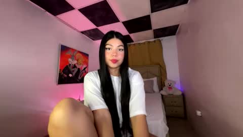 Snapshot of aliciabiden chatting on 5, 3, 2025 aliciabiden online show from 5, 3, 2025