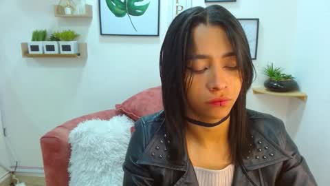 aliciacute    online show from 3, 10, 2025