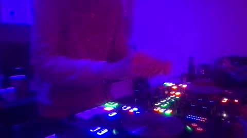 Snapshot of alien8720 chatting on 25, 1, 2025 busco rockera online show from 25, 1, 2025