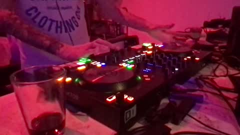 Snapshot of alien8720 chatting on 31, 1, 2025 busco rockera online show from 31, 1, 2025