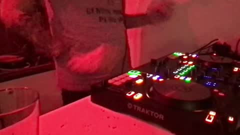 Snapshot of alien8720 chatting on 17, 2, 2025 busco rockera online show from 17, 2, 2025