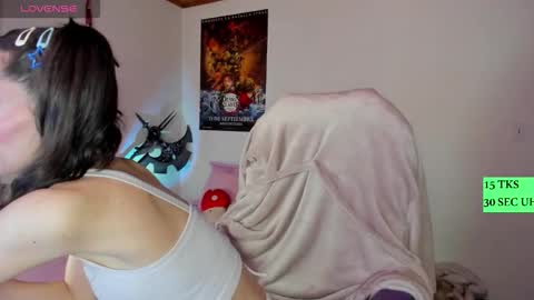 Snapshot of alien_universe chatting on 22, 11, 2025 Aiko Independent Model online show from 22, 11, 2025