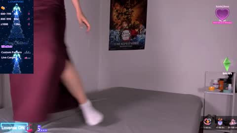 Snapshot of alien_universe chatting on 28, 11, 2025 Aiko Independent Model online show from 28, 11, 2025